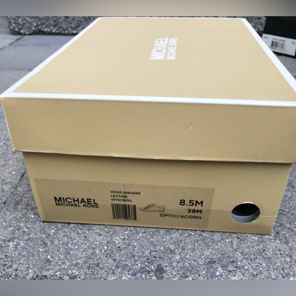 New in Box Michael Kors Women’s White Craig Leather Sneakers size 8.5 - Picture 4 of 10